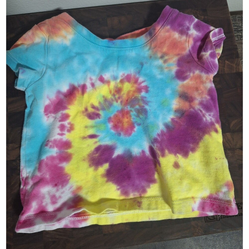 Children's Place 12-18m tie-dye shirt